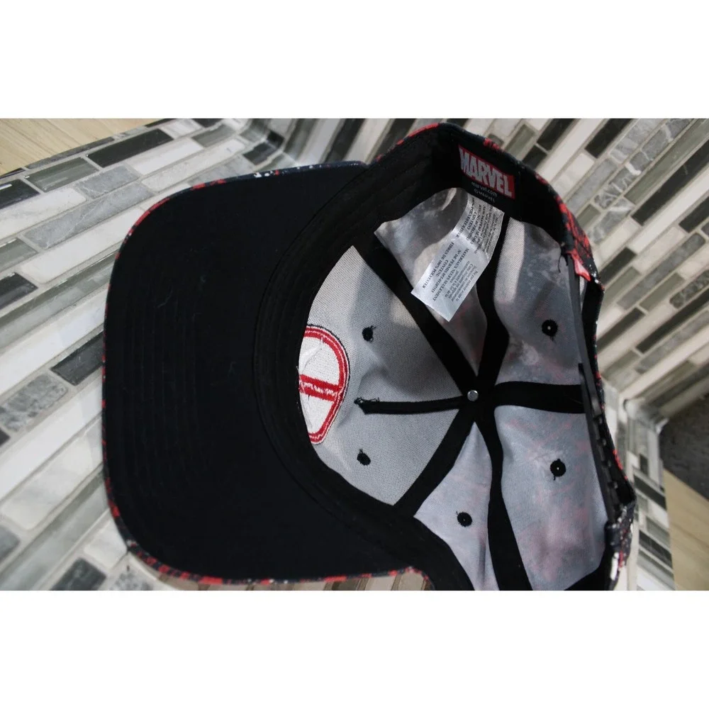 Marvel Deadpool Hat Adjustable Snapback‎ Black Red